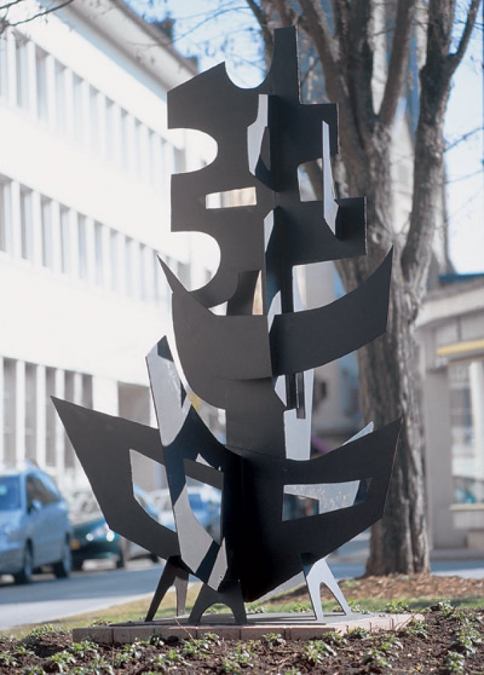 Sculpture en métal peint